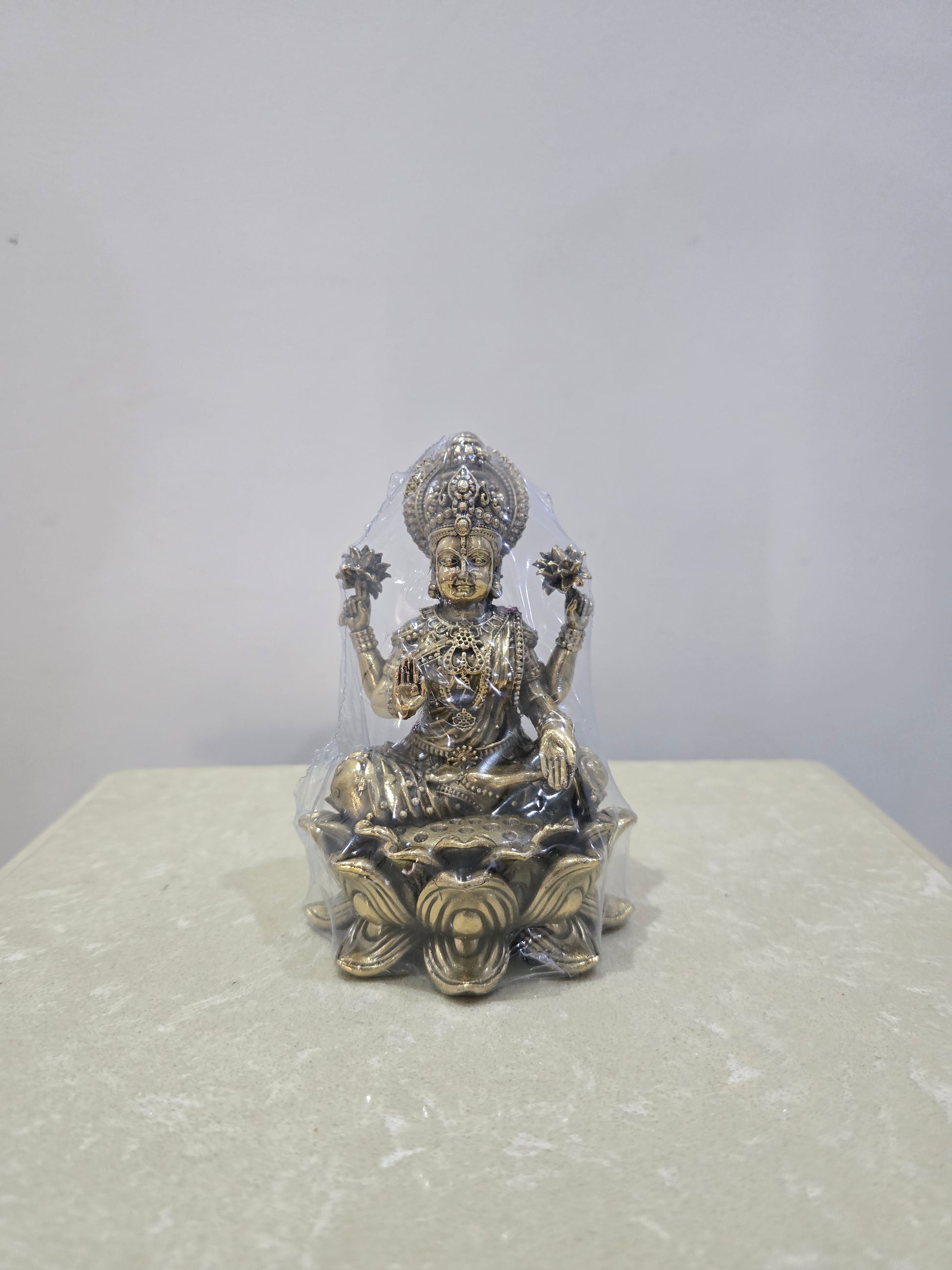 Metal Arts Antique Finish Brass Lord Ganesha Idol – Elegant Ganesh Statue for Home & Temple Décor