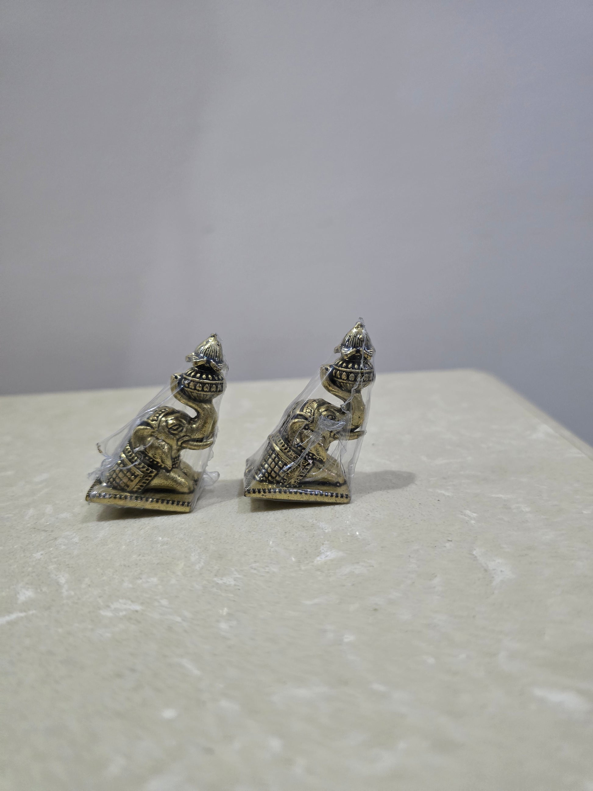 Metal Arts Brass Elephant Pair Showpiece | Antique Finish Decorative Figurines