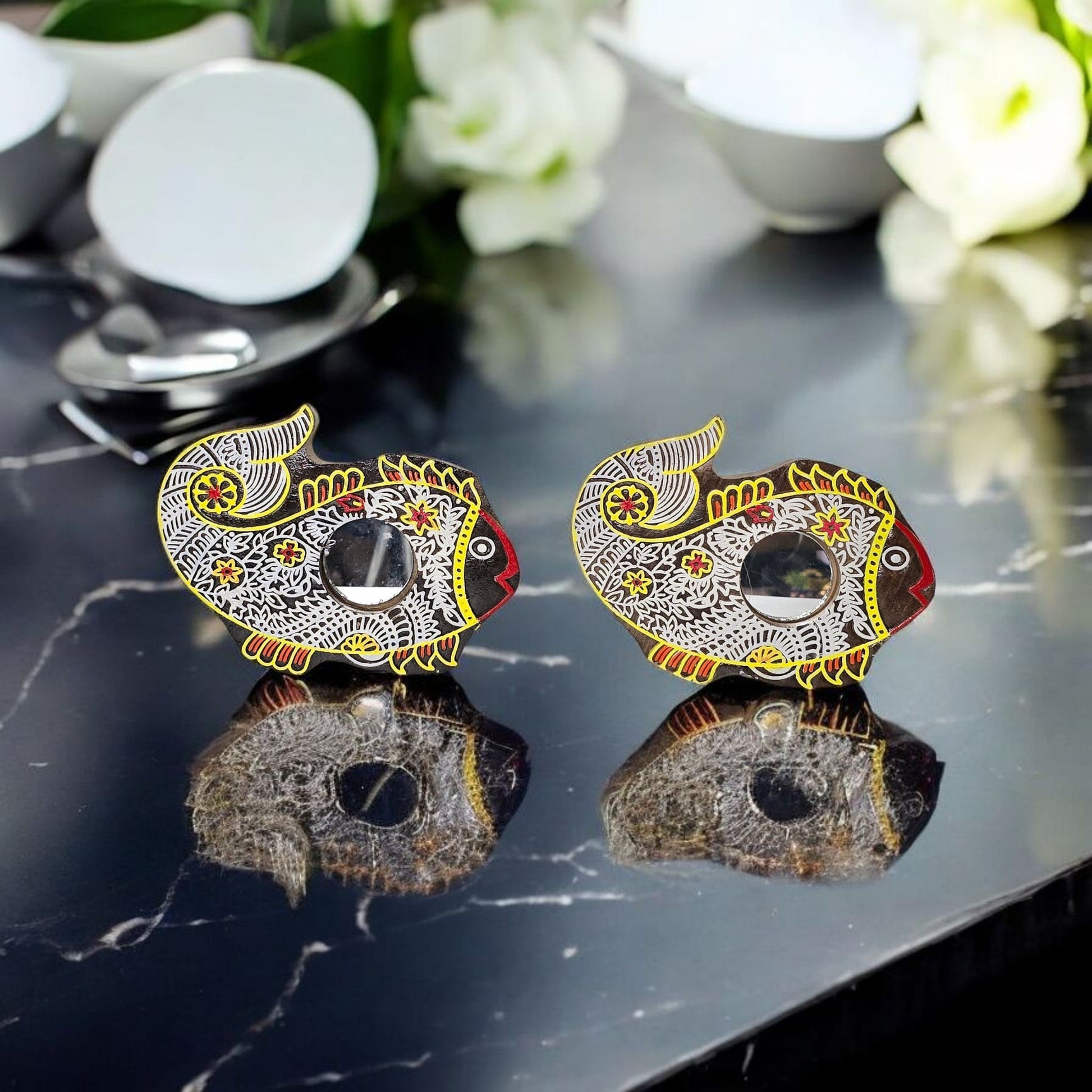 Wall Decor Mirror Plate – Adarsha – The Reflective Motif