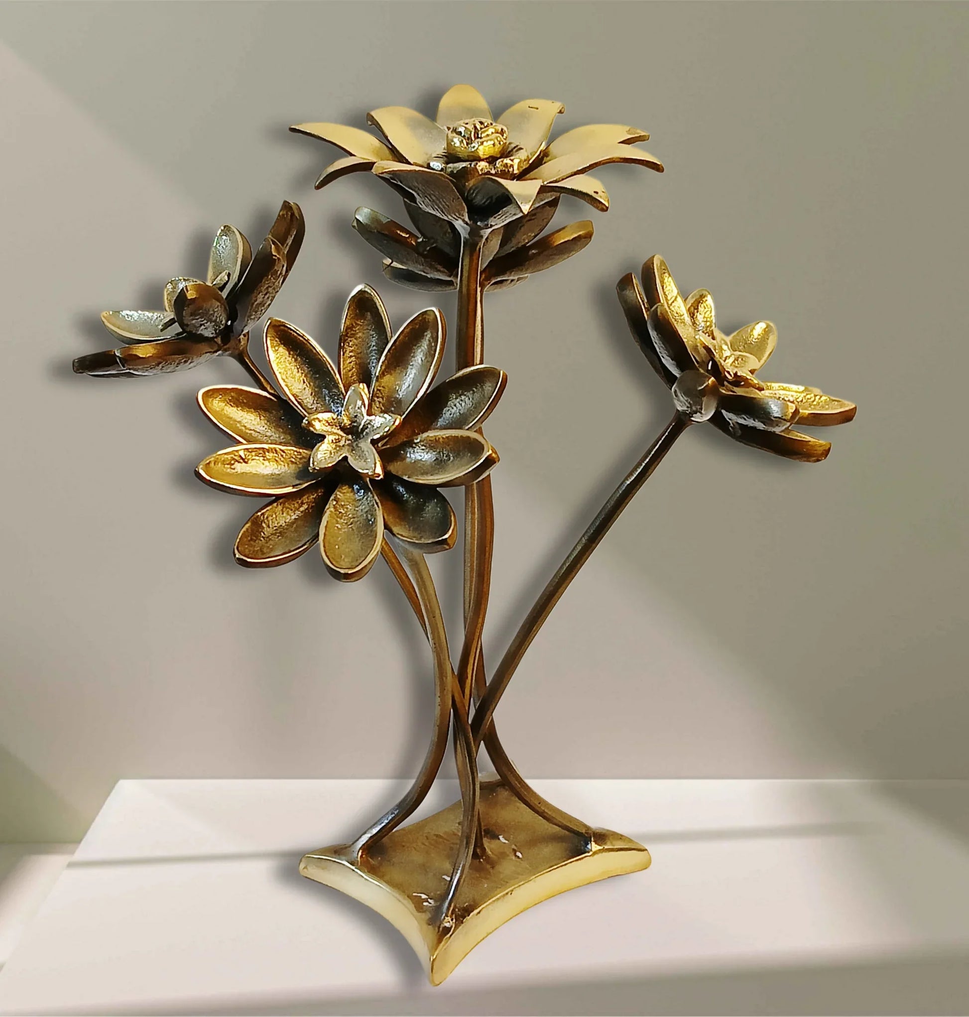 Swarn Phool Handcrafted Floral Stand