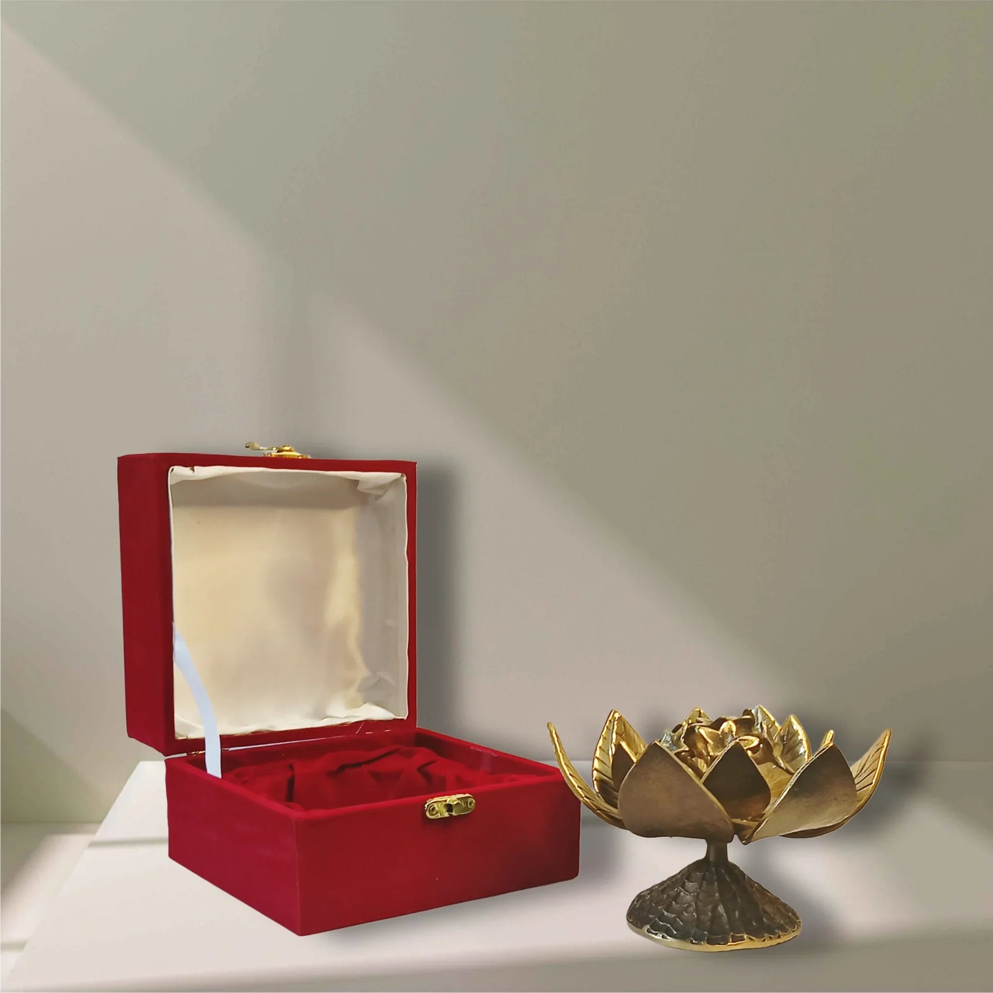 Lotus – Handcrafted Wooden Wall Décor