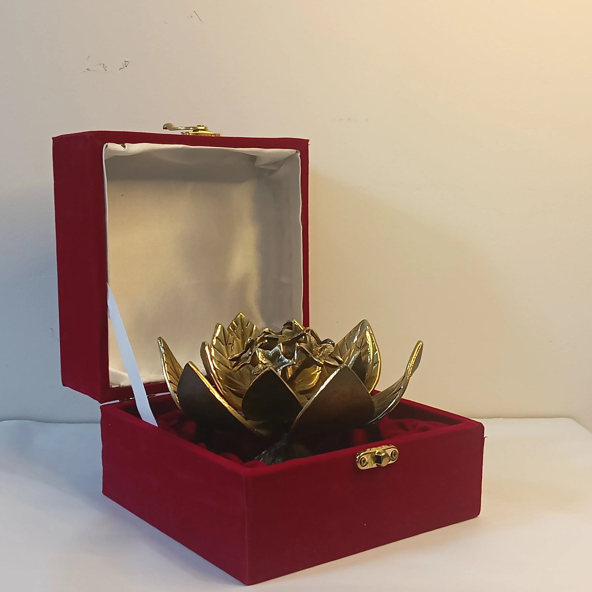 Lotus – Handcrafted Wooden Wall Décor