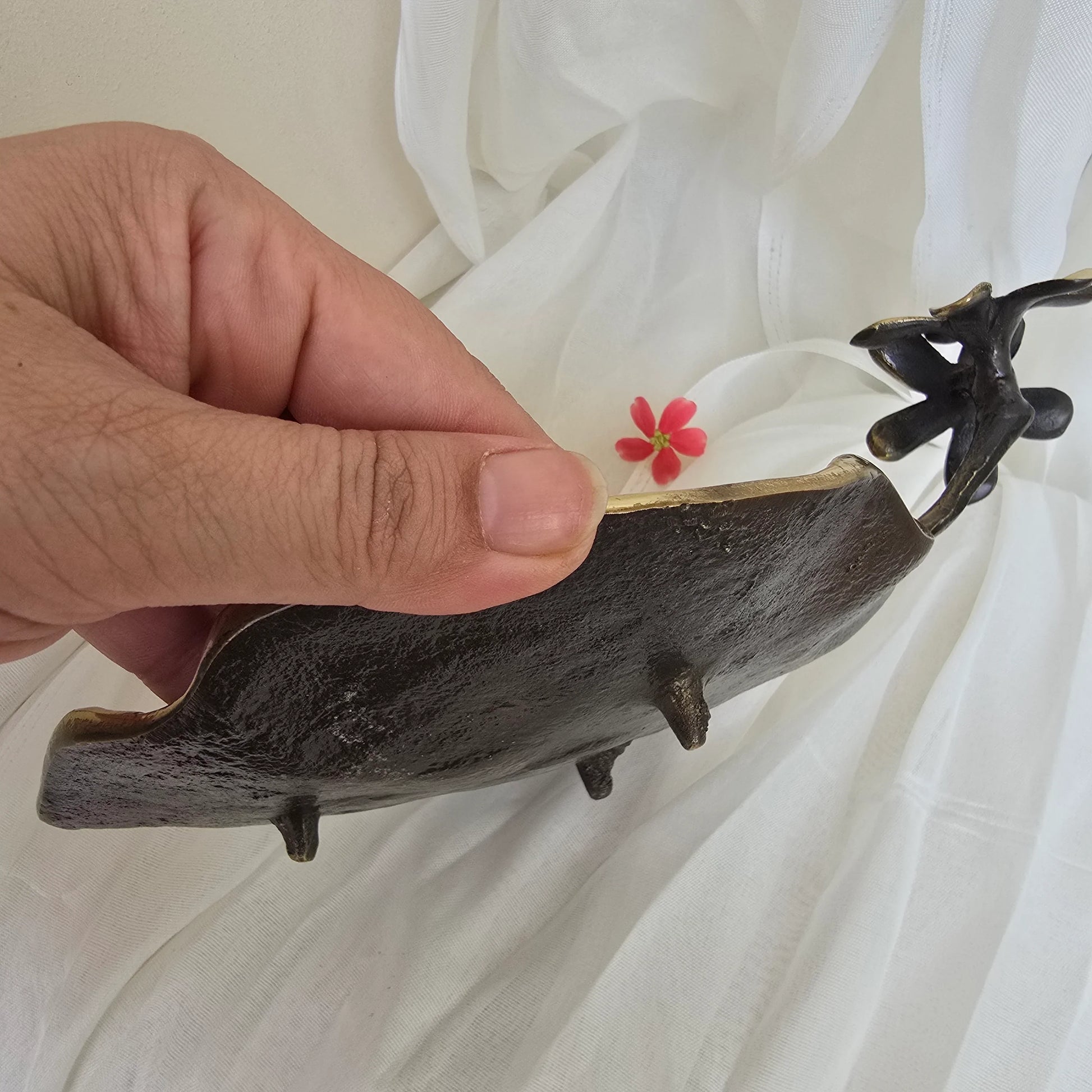 PatrPushp Thaal – Handcrafted Brass Leaf Platter