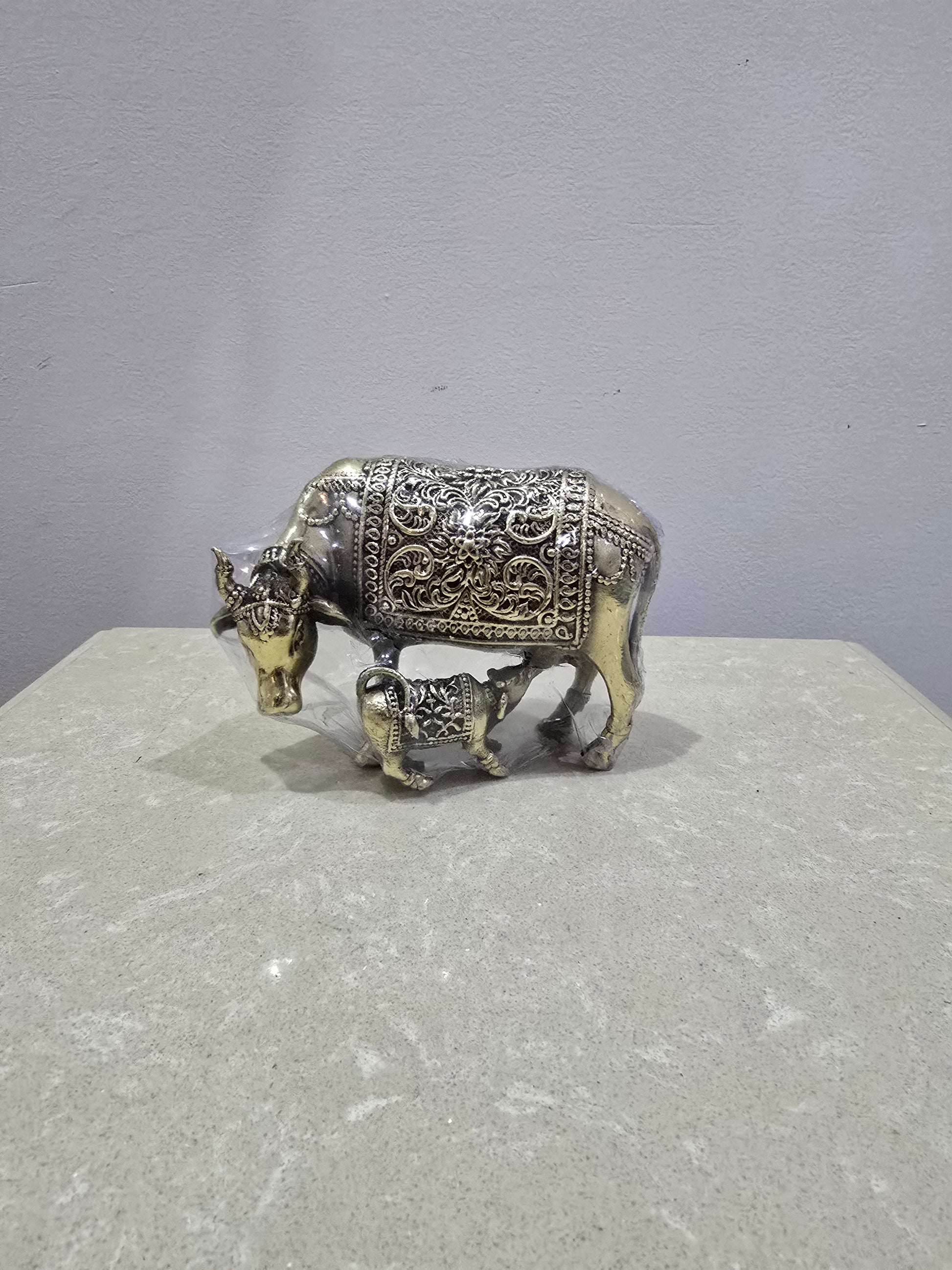 Kamdhenu Cow and Calf Idol Statue for Vastu Balancing, Brass Statue