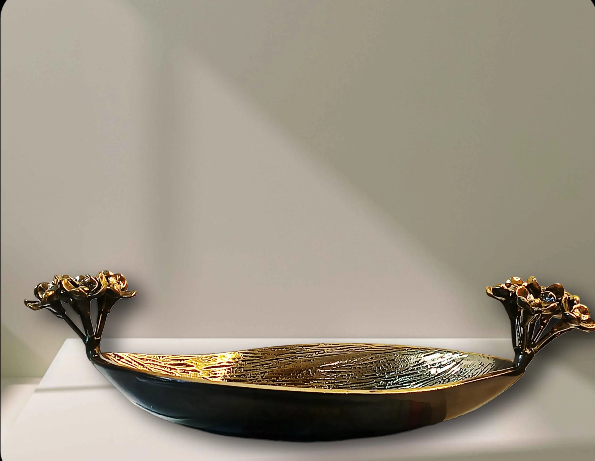 VrikshaPatra Thaal – Brass Leaf Platter