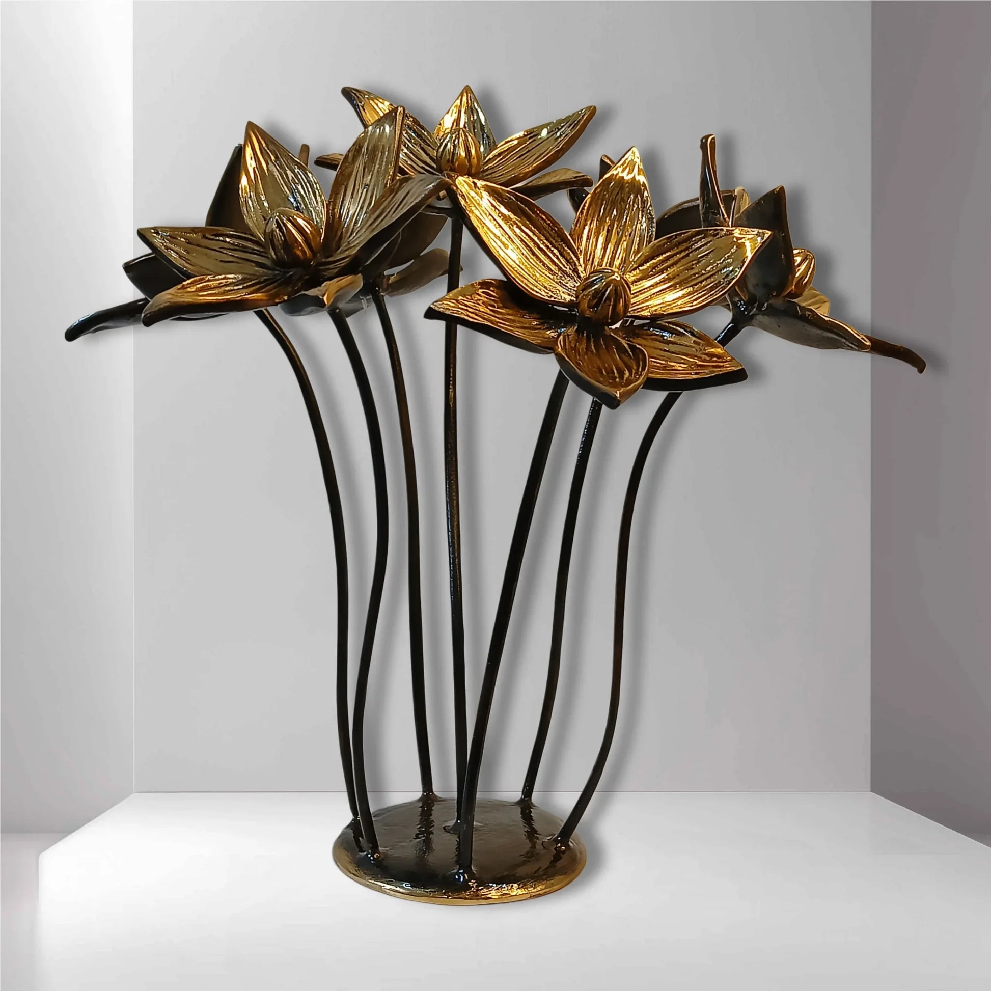 Kamal Kunj – Handcrafted Brass Lotus Bouquet