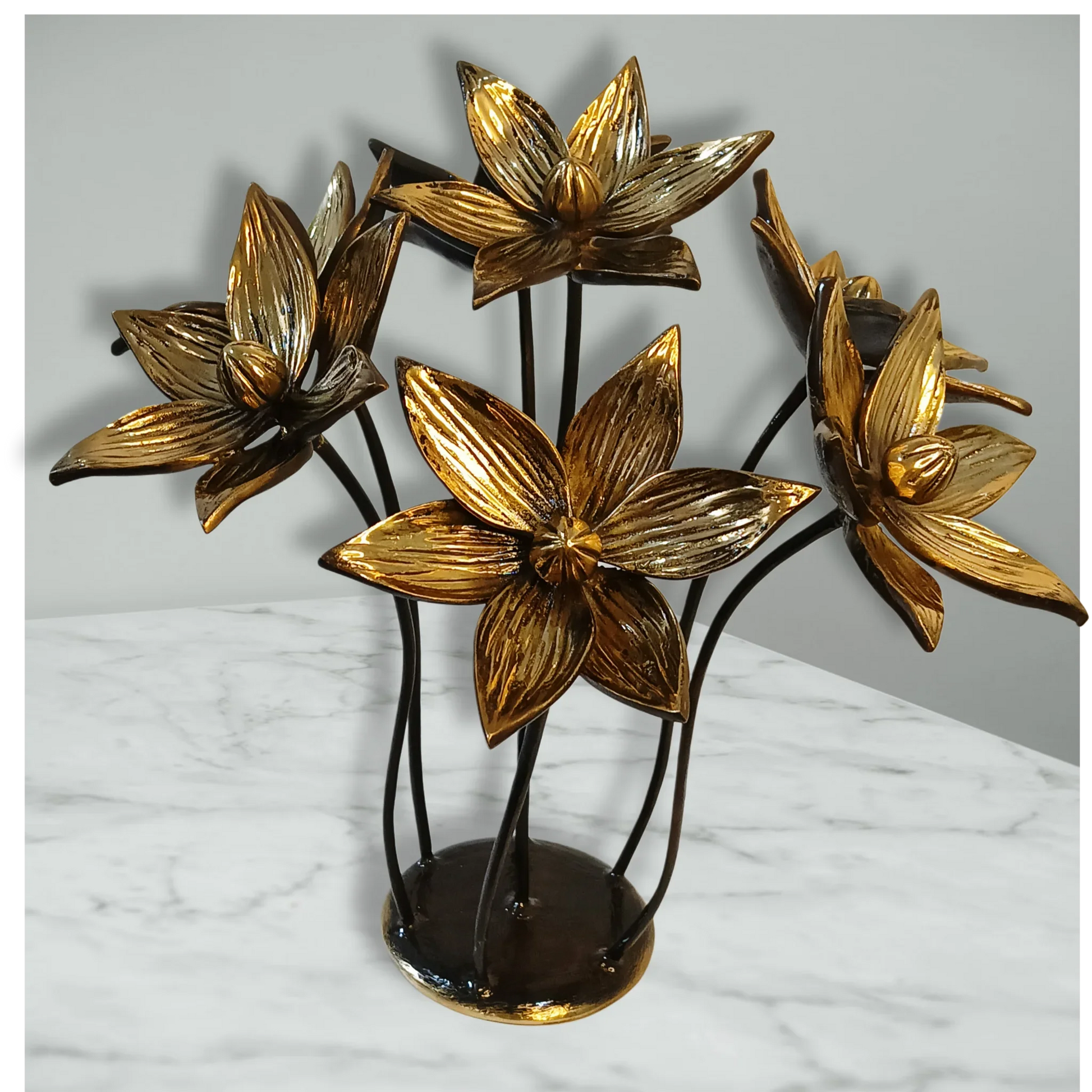 Kamal Kunj – Handcrafted Brass Lotus Bouquet