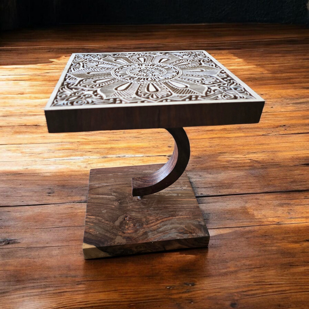Chitrapāda – The Ornate Pedestal